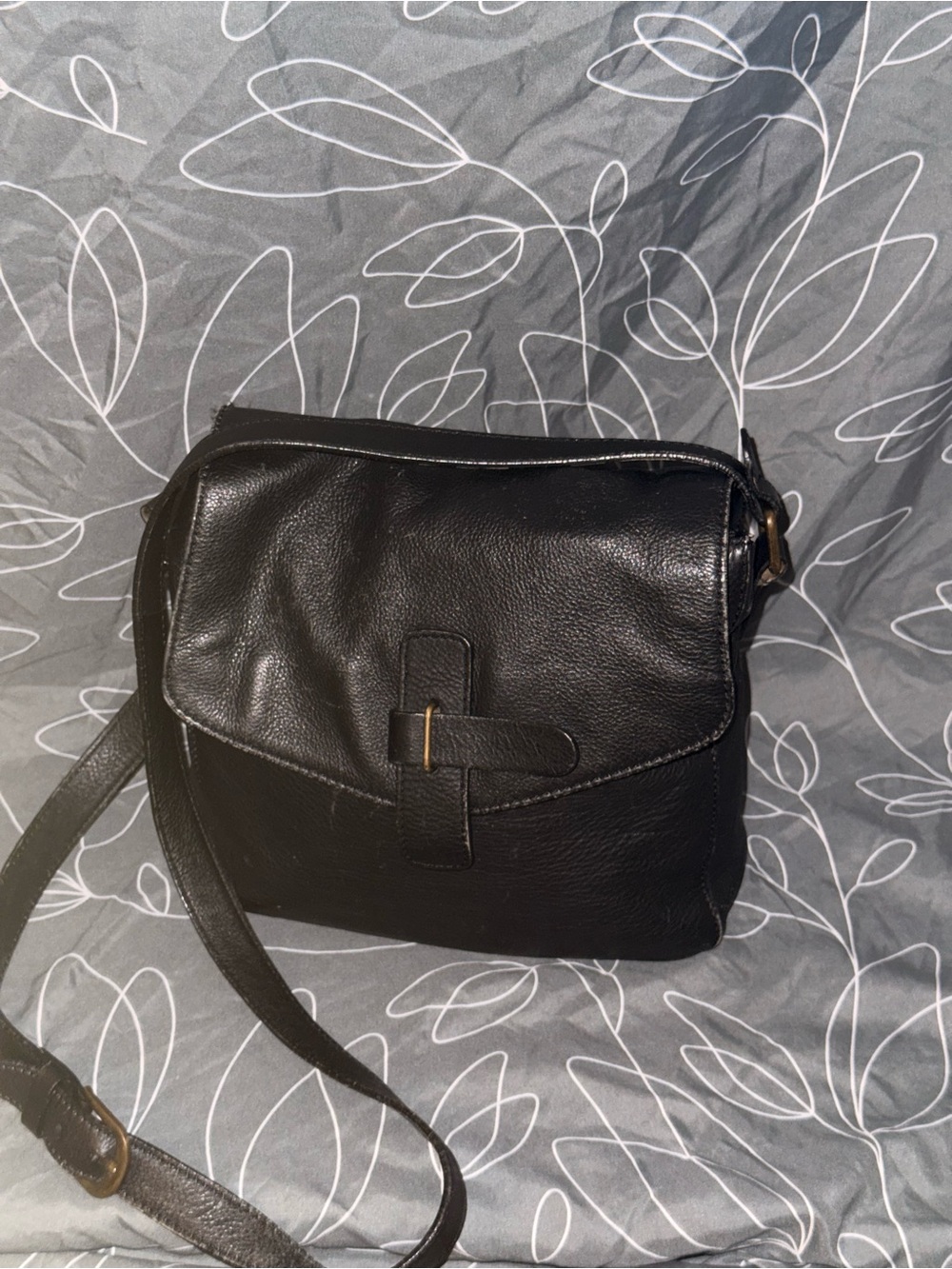 Serrv Black Kolkata Crossbody Bag